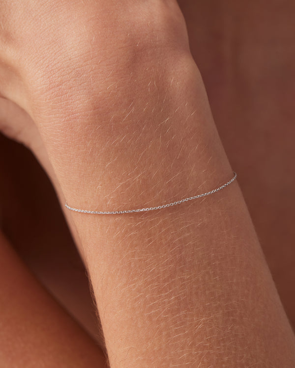 sarah & sebastian Fine Soldered Chain