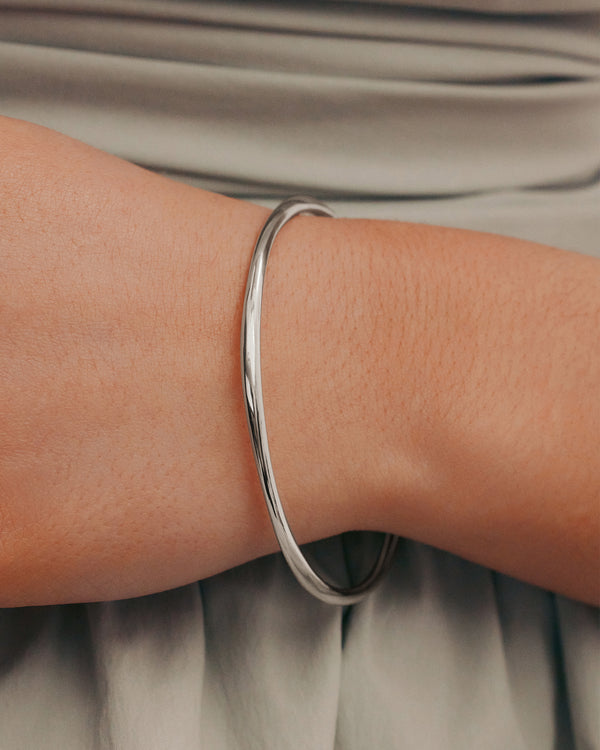 Sarah & Sebastian Form Bangle