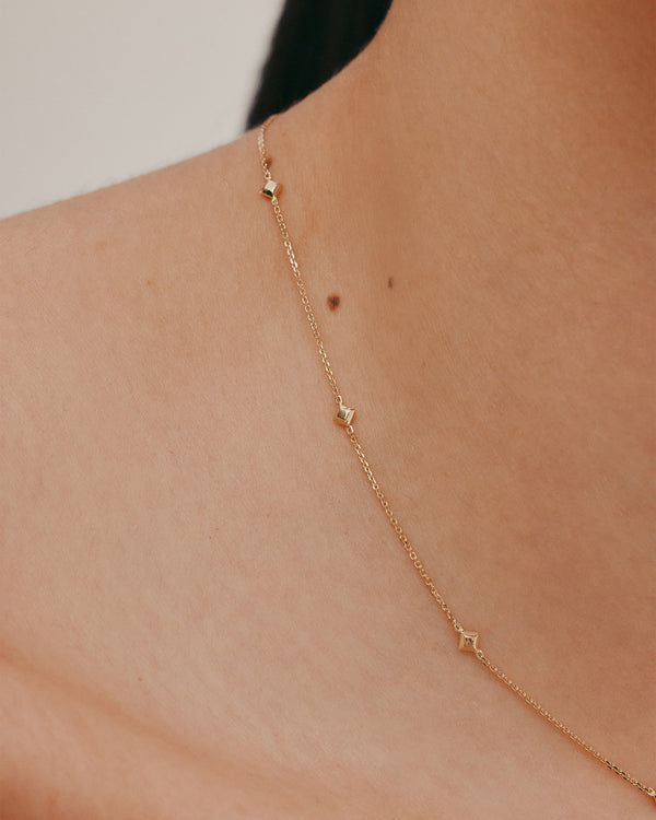 Sarah & Sebastian Lume Choker