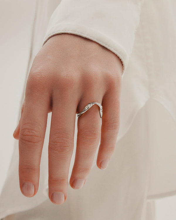 sarah & sebastian Marine Diamond Wedding Band II