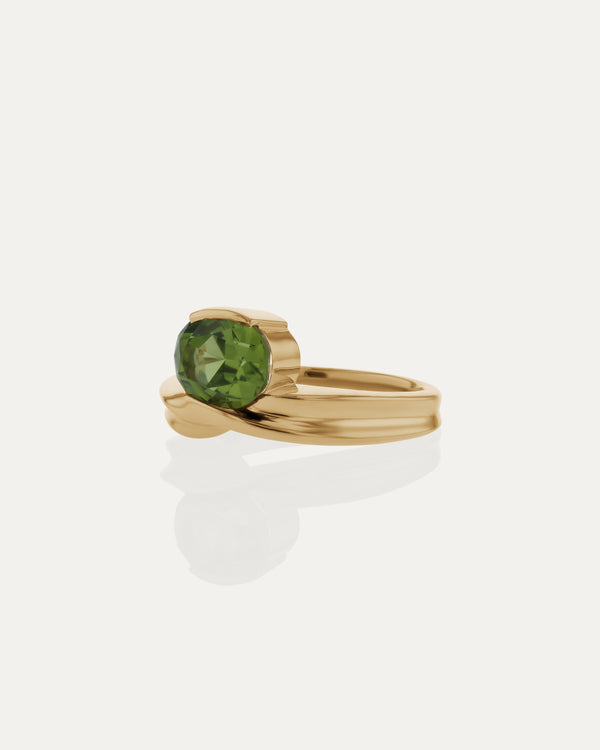 sarah & sebastian Marine Oval Peridot Ring