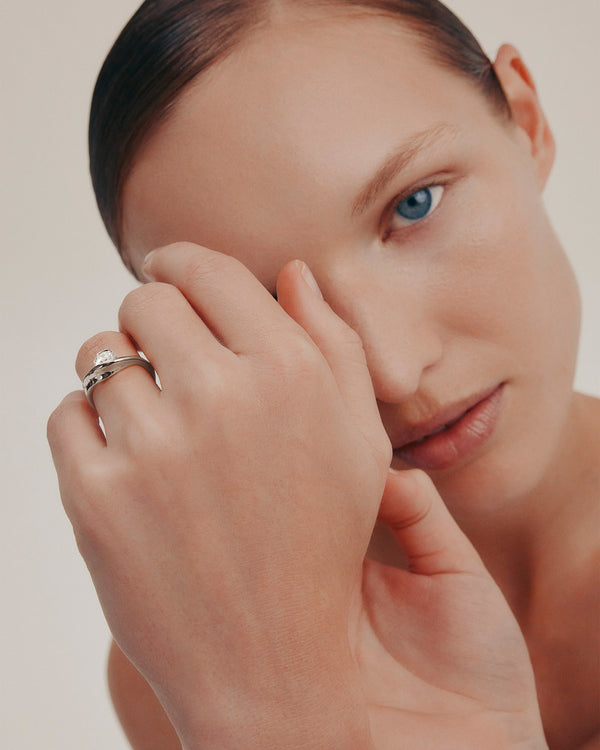 sarah & sebastian Marine Round Engagement Ring