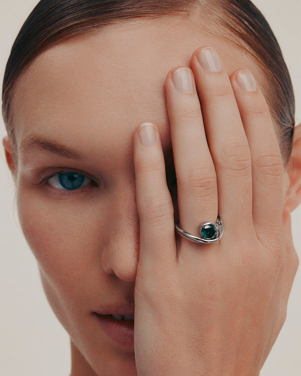 Sarah & Sebastian Marine Round Sapphire Ring I