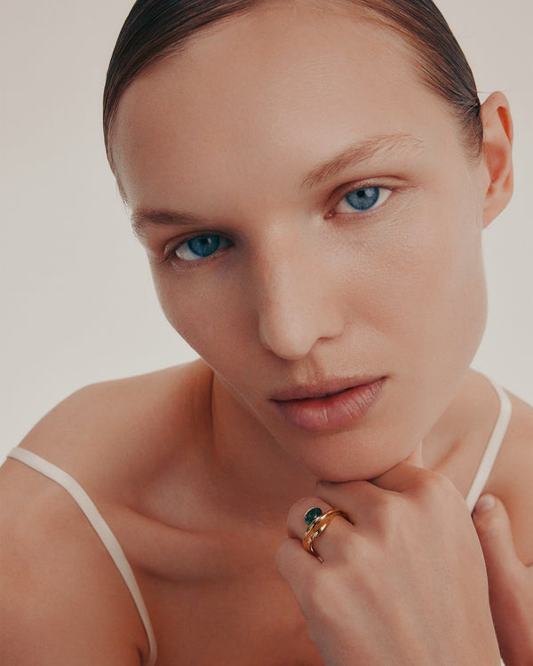 Sarah & Sebastian Marine Round Sapphire Ring II