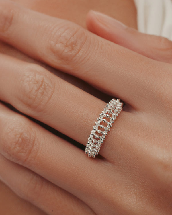 Sarah & Sebastian Medusa Ring