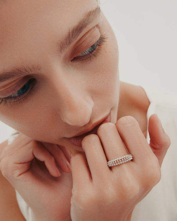 Sarah & Sebastian Medusa Ring