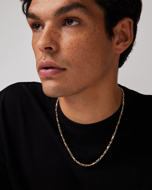 Sarah & Sebastian Pearl Piston Chain