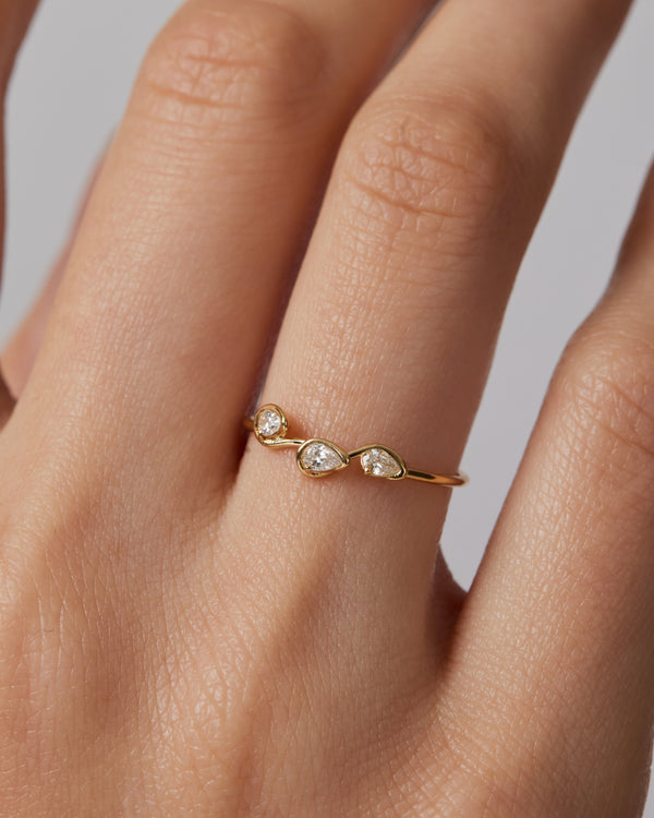 Sarah & Sebastian Petite Diamond Corridor Ring