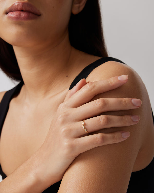 sarah & sebastian Petite Diamond Corridor Ring