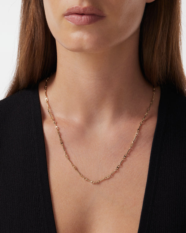 Sarah & Sebastian Piston Chain