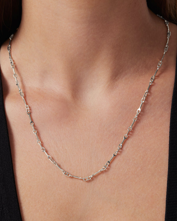 Sarah & Sebastian Piston Chain