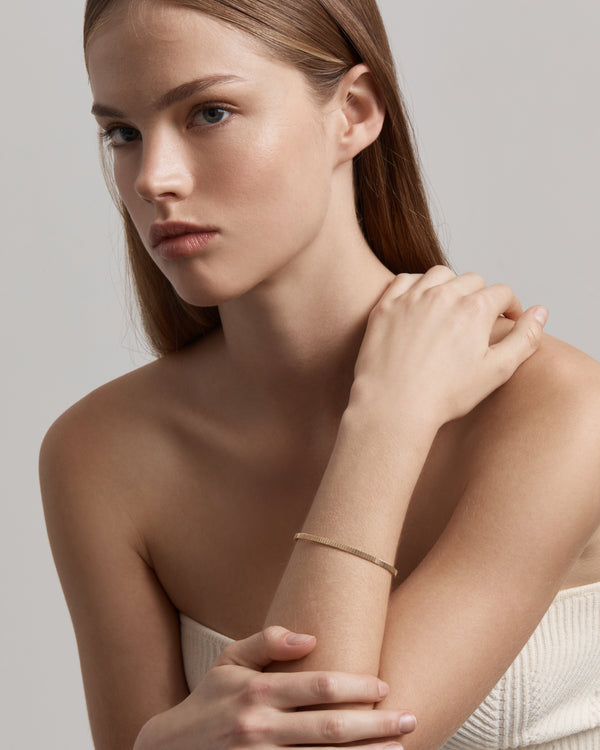 sarah & sebastian Scale Bangle