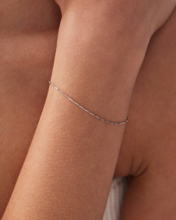 sarah & sebastian Stinger Soldered Chain