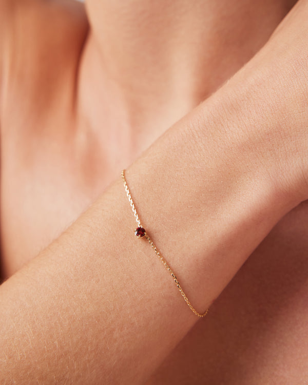 sarah & sebastian The Garnet Birthstone Bracelet
