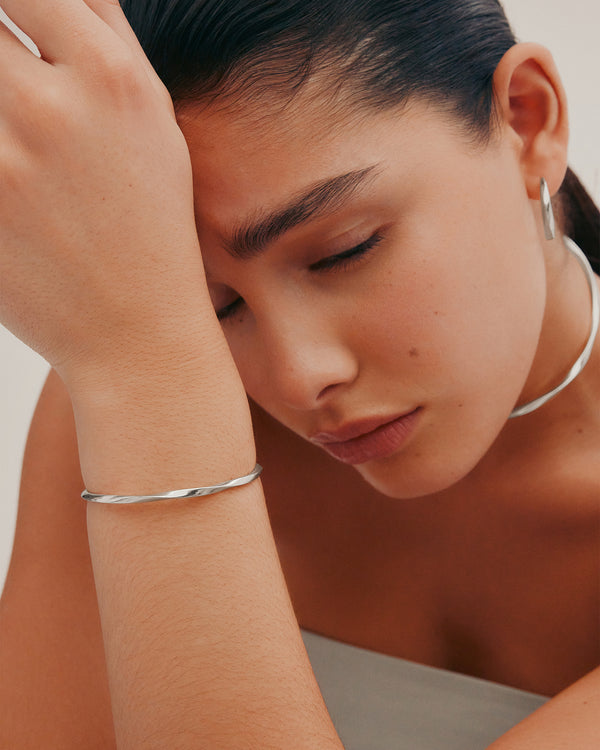 sarah & sebastian Twisted Pipi Bangle