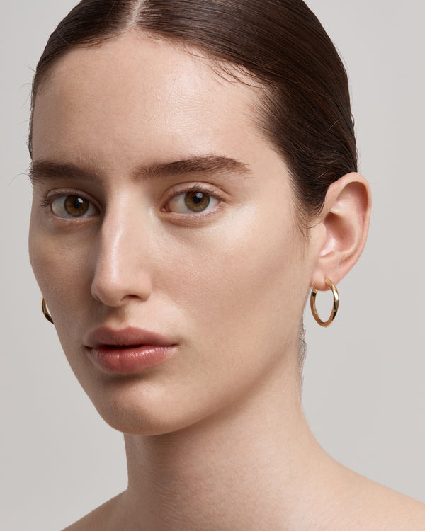 Sarah & Sebastian Twisted Pipi Hoops