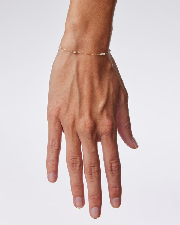 Sarah & Sebastian Venus Pearl Bracelet