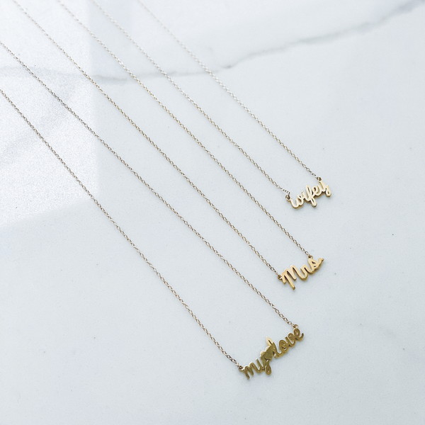 Sarah Chole AVA 'MAMA' NECKLACE