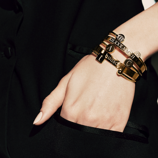 Sarah Chole ELLE ROUND INITIAL BANGLE