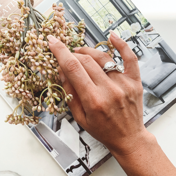 Sarah Chole ELSA ENGAGEMENT RING V.02