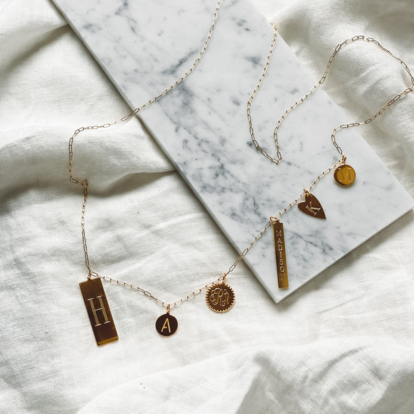 Sarah Chole LIA ENGRAVED CHARM- LOOSE