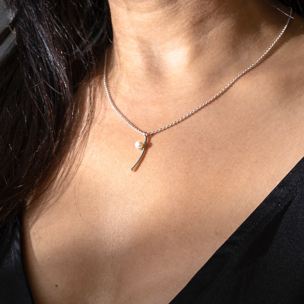 saraswati designs Nymph Necklace - Silver & Pearl