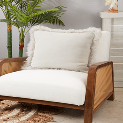 Saro Lifestyle 1028 - Lamb Fur Border Linen Pillow - Poly Filled