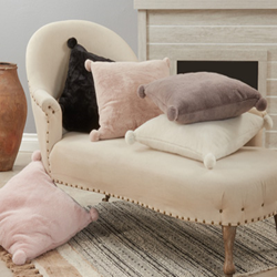 Saro Lifestyle 1798 - Faux Rabbit Fur Pillow - Poly Filled