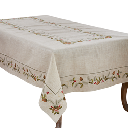 saro lifestyle 1851 Embroidered Pinecone And Holly Tablecloth