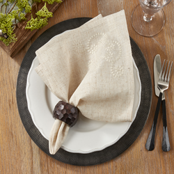 Saro Lifestyle 001 Swirl Embroidered Napkin