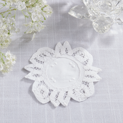 Saro Lifestyle 0032 Battenberg Doily