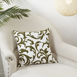 Saro Lifestyle 1052 Crewel Work Design Pillow