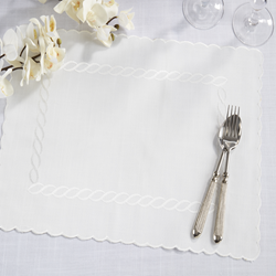 Saro Lifestyle 1064 Braided Embroidery Placemat