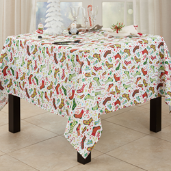 Saro Lifestyle 1228 Christmas Stockings Tablecloth