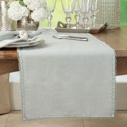 Saro Lifestyle 15062 Pompom Design Runner