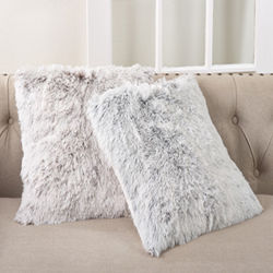 Saro Lifestyle 1593 Two-Tone Faux Fur Pillow