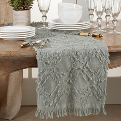 Saro Lifestyle 1877 Fringe Waffle Weave Runner