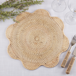 Saro Lifestyle 2572 Scalloped Rattan Placemat