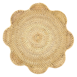 saro lifestyle 2572 Scalloped Rattan Placemat