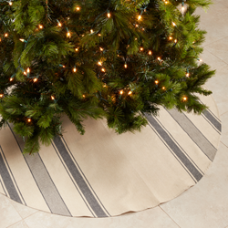 saro lifestyle 3011 Banded Design Tree Skirt