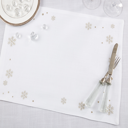 Saro Lifestyle 3495 Embroidered Snowflake Placemat