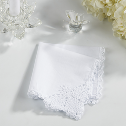 Saro Lifestyle 4315 Crochet Lace Handkerchief