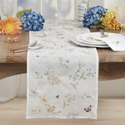 Saro Lifestyle 7610 Embroidered Floral Runner