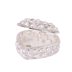 Saro Lifestyle HA379 Pearl Heart Box