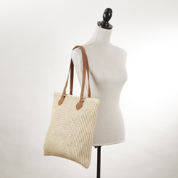Saro Lifestyle HB237 Mesh Hand Bag