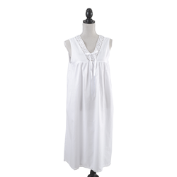 saro lifestyle NG005 Embroidered Nightgown