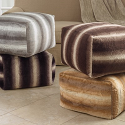 Saro Lifestyle PU050 Animal Print Faux Fur Pouf