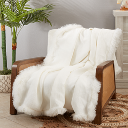 Saro Lifestyle TH1028 Lamb Fur Border Linen Throw