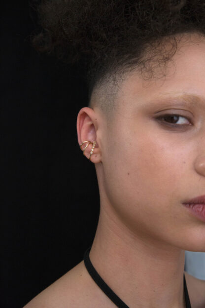 Saskia Diez BOLDWIRE Triple Earcuff With Diamonds