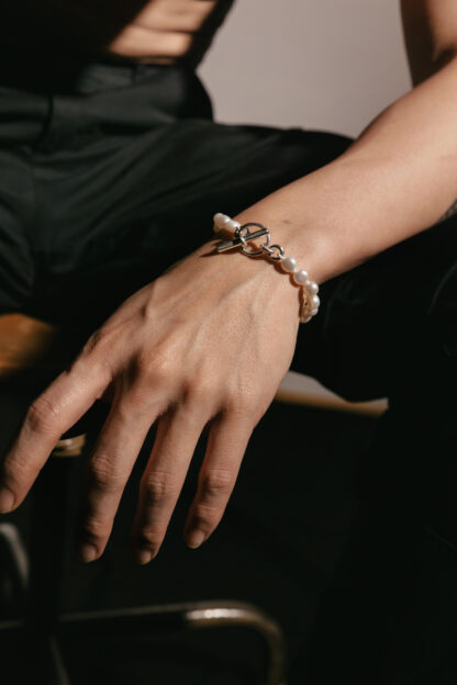 saskia diez chunky PEARL bracelet